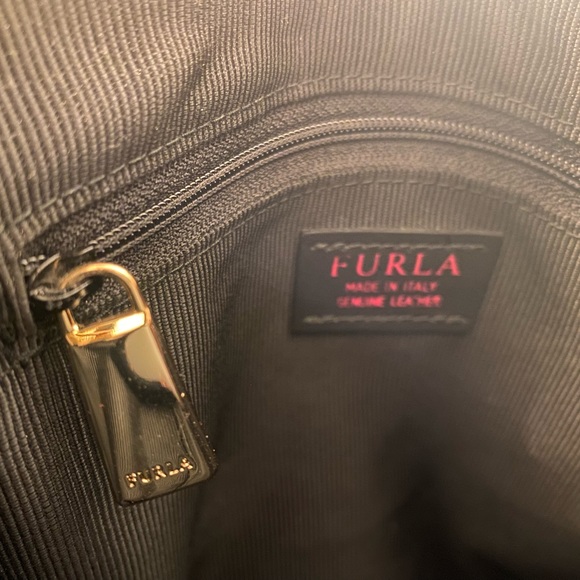 Furla Quilted Bucket Bag - EUC - Picture 3 of 7